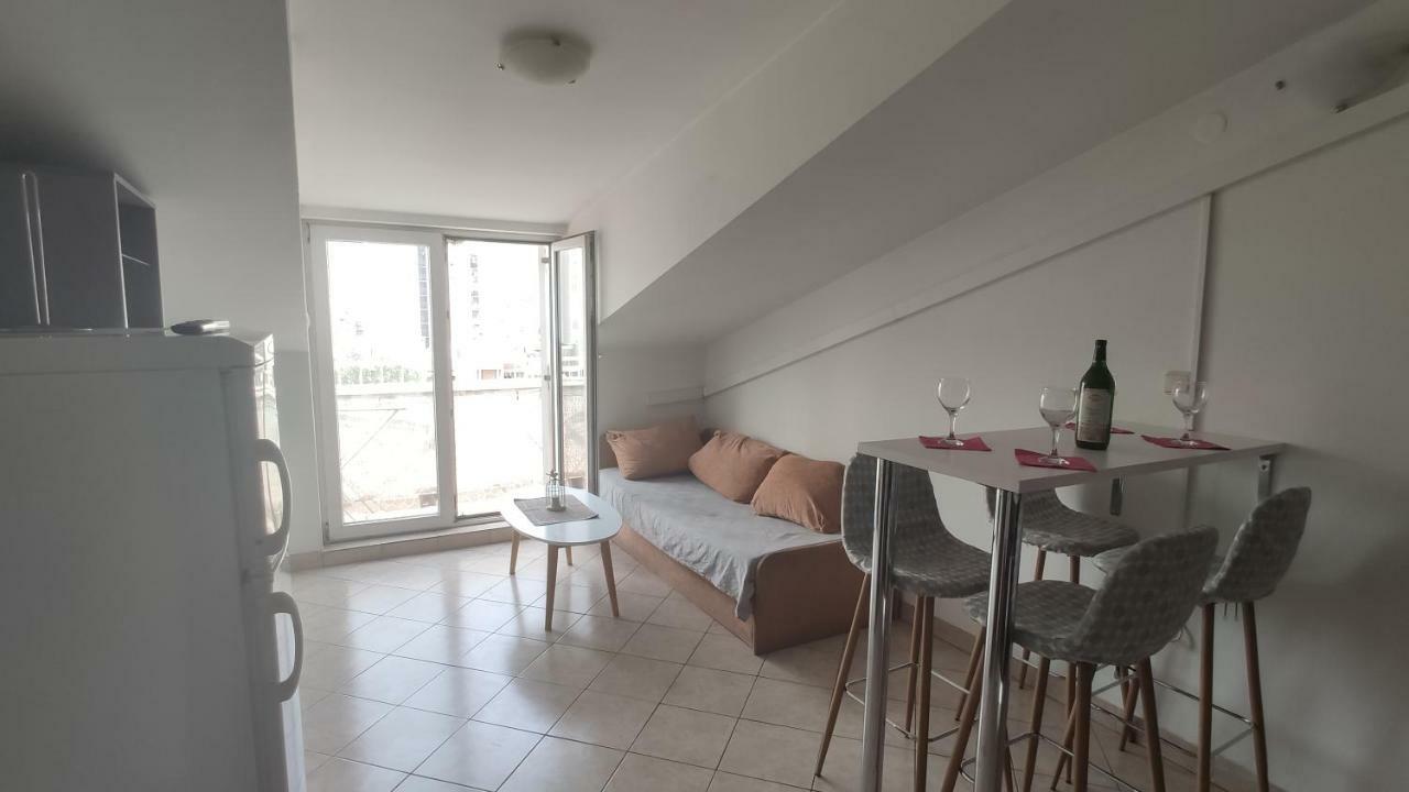 Small Northside Apartment Сплит Экстерьер фото