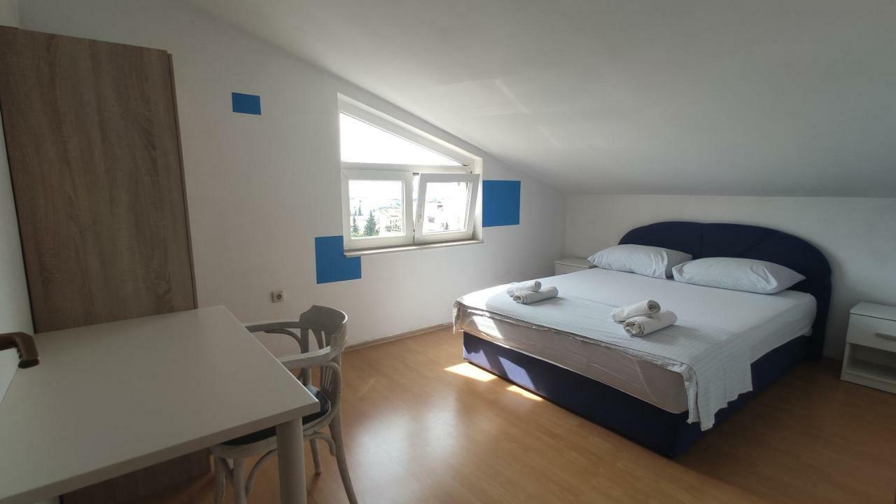 Small Northside Apartment Сплит Экстерьер фото